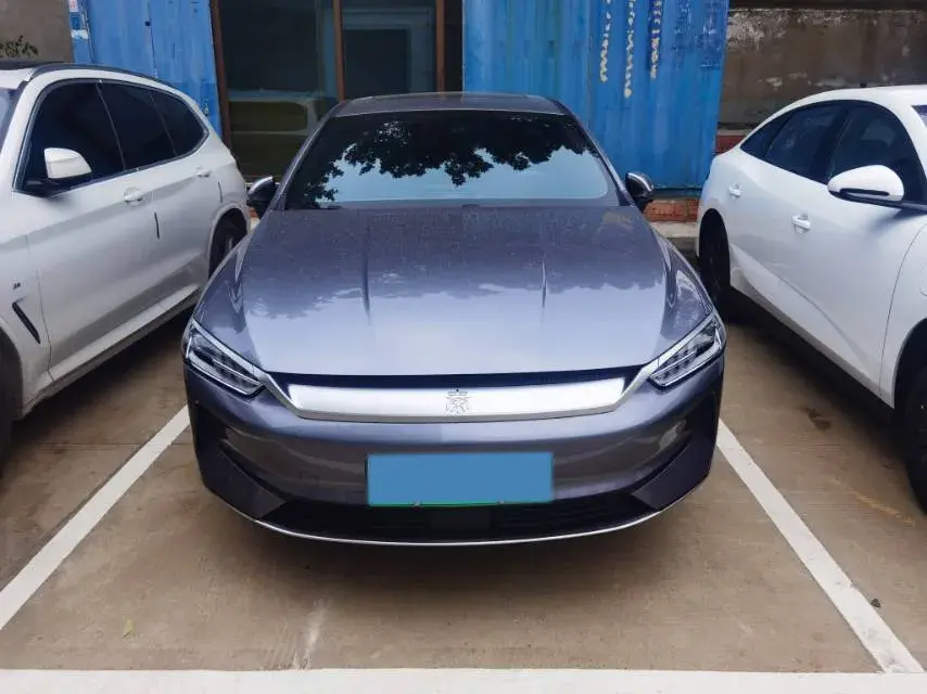 2025 BYD QIN thumbnail 2