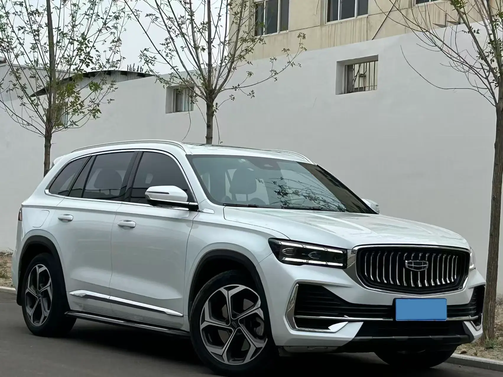 2021 GEELY MONJARO thumbnail 3