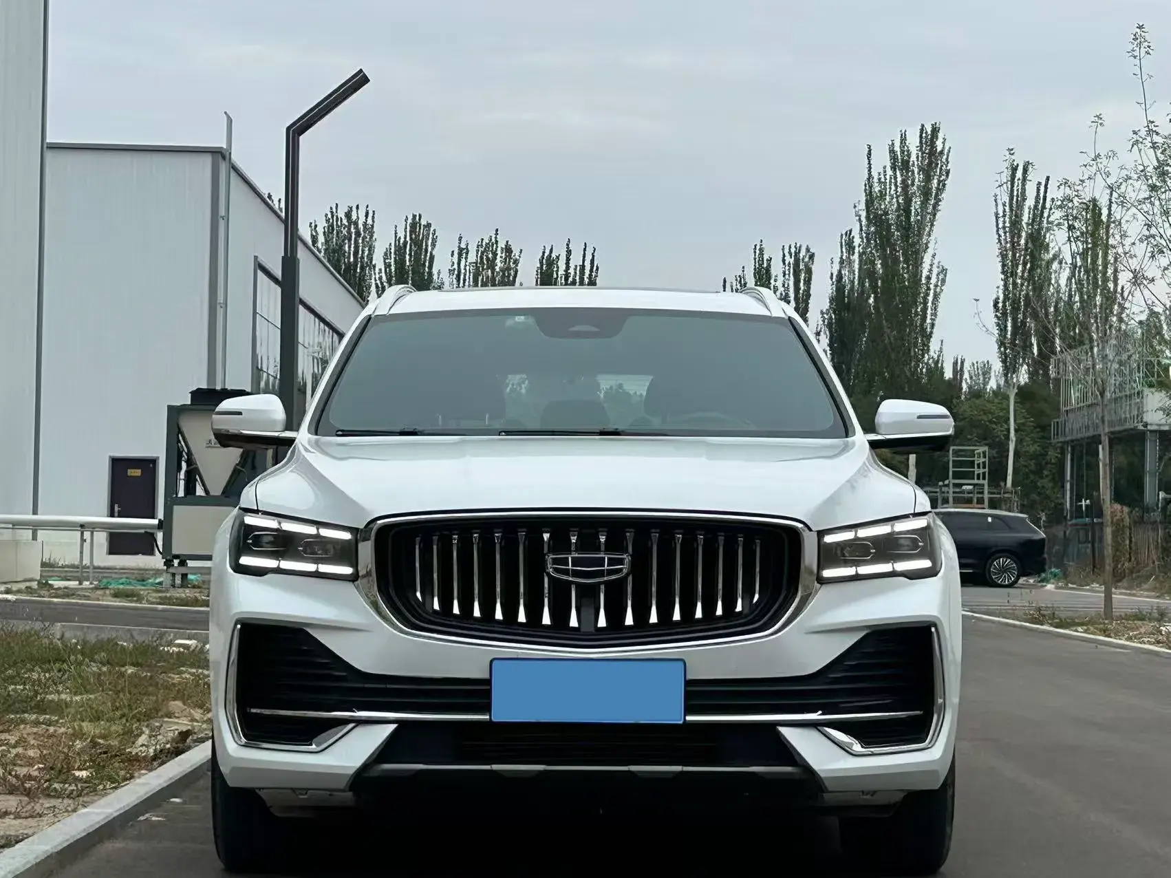 2021 GEELY MONJARO thumbnail 2