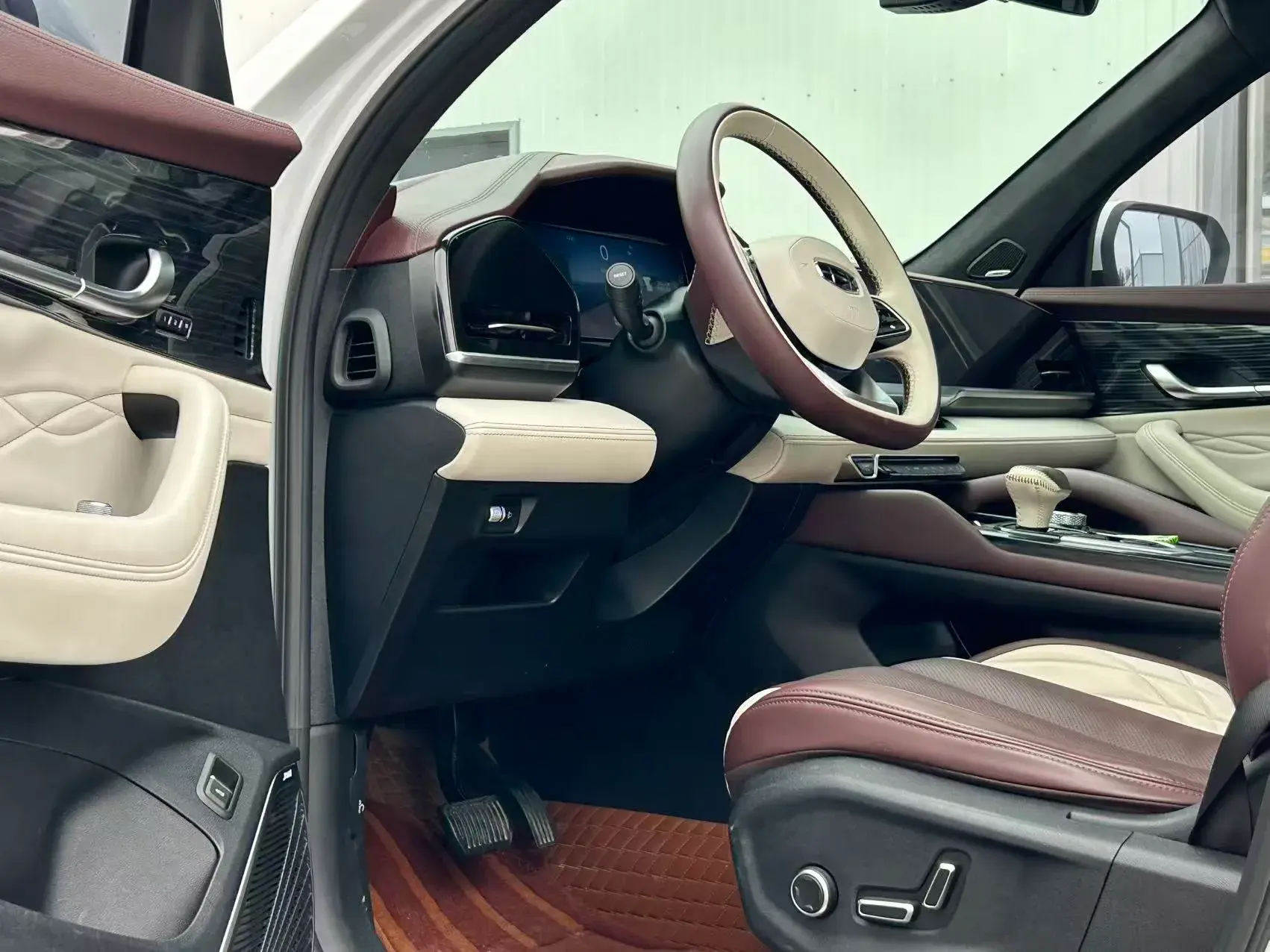 2021 GEELY MONJARO thumbnail 4