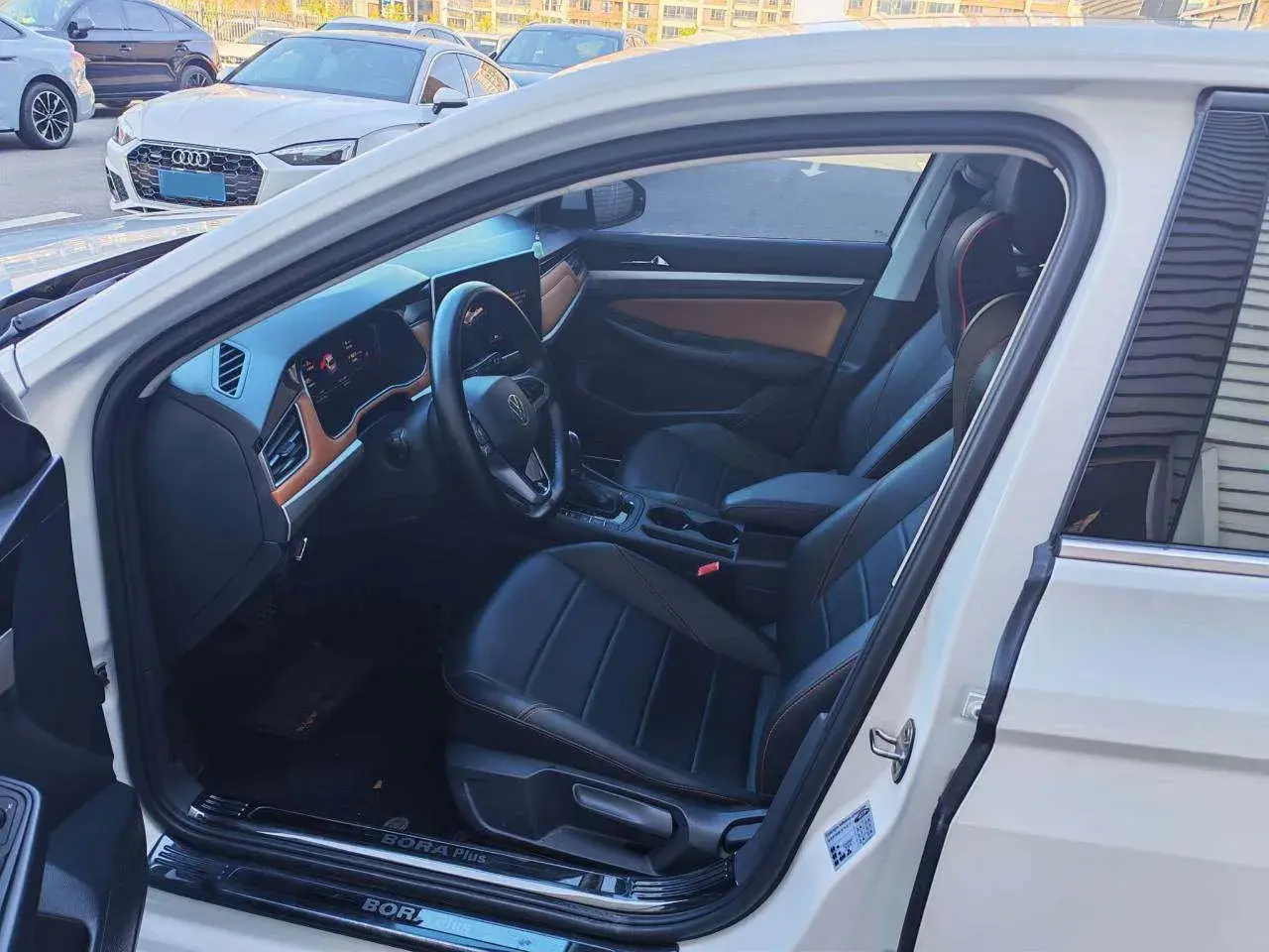 2023 VOLKSWAGEN BORA thumbnail 4