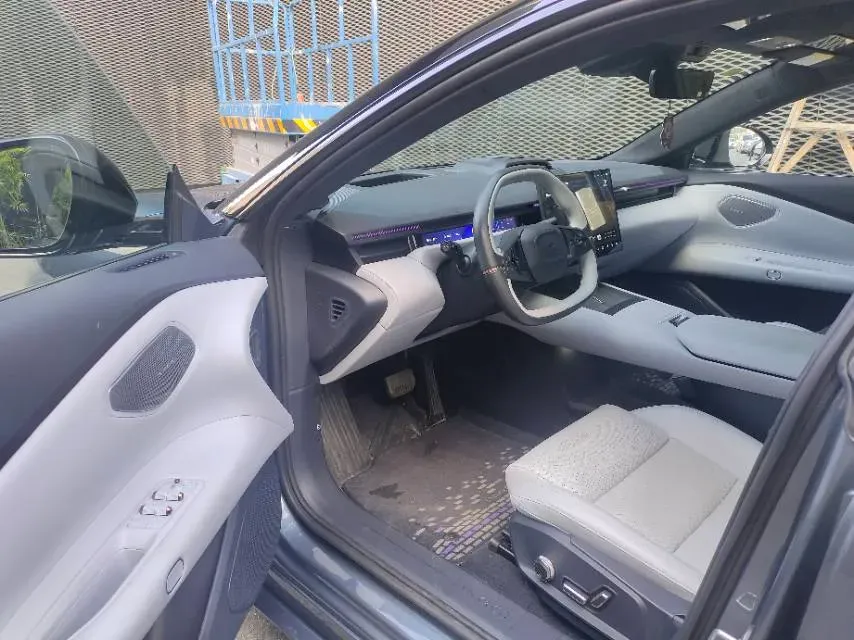 2025 LYNK&CO Z10 BEV 95KWH,autocango,china used car exporter,china ev exporter,chinese used car exporter,chinese used ev exporter