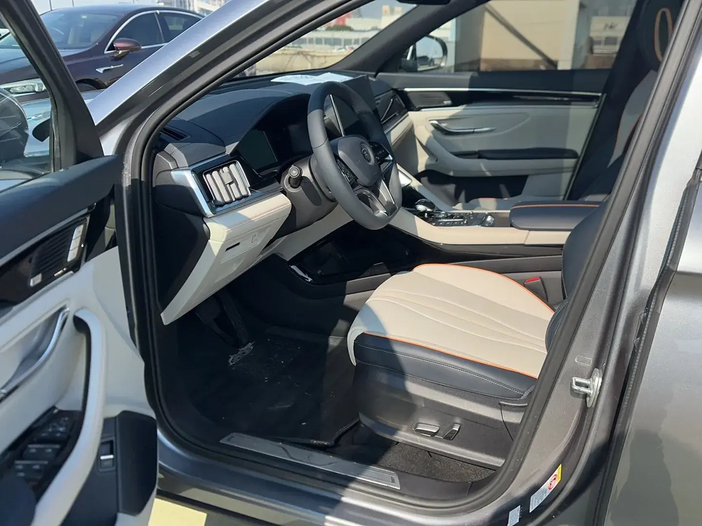 2021 BYD SONG thumbnail 3