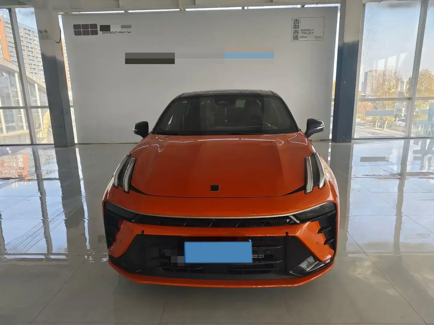 2025 LYNK&CO 03 thumbnail 3