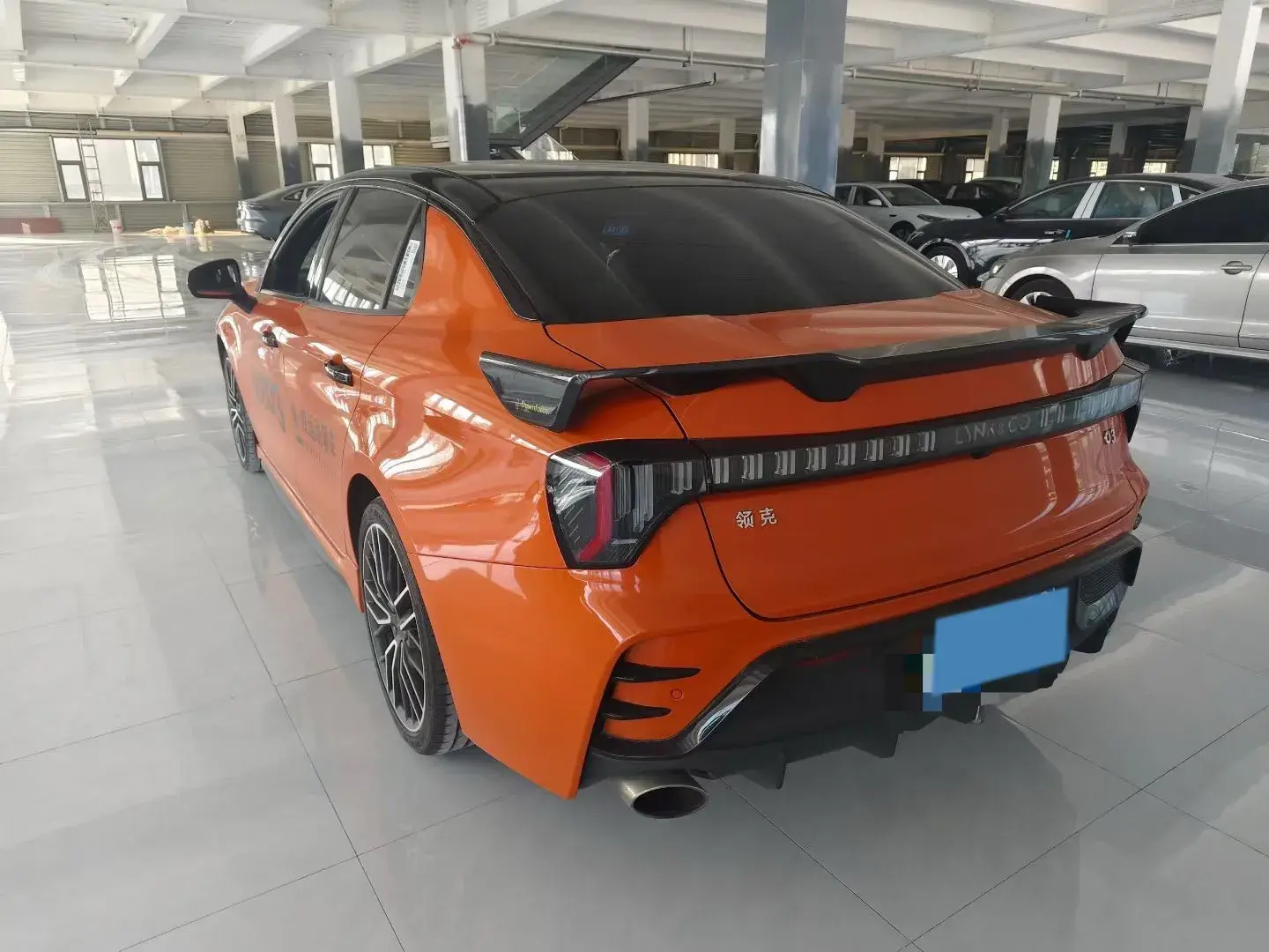 2025 LYNK&CO 03 thumbnail 4