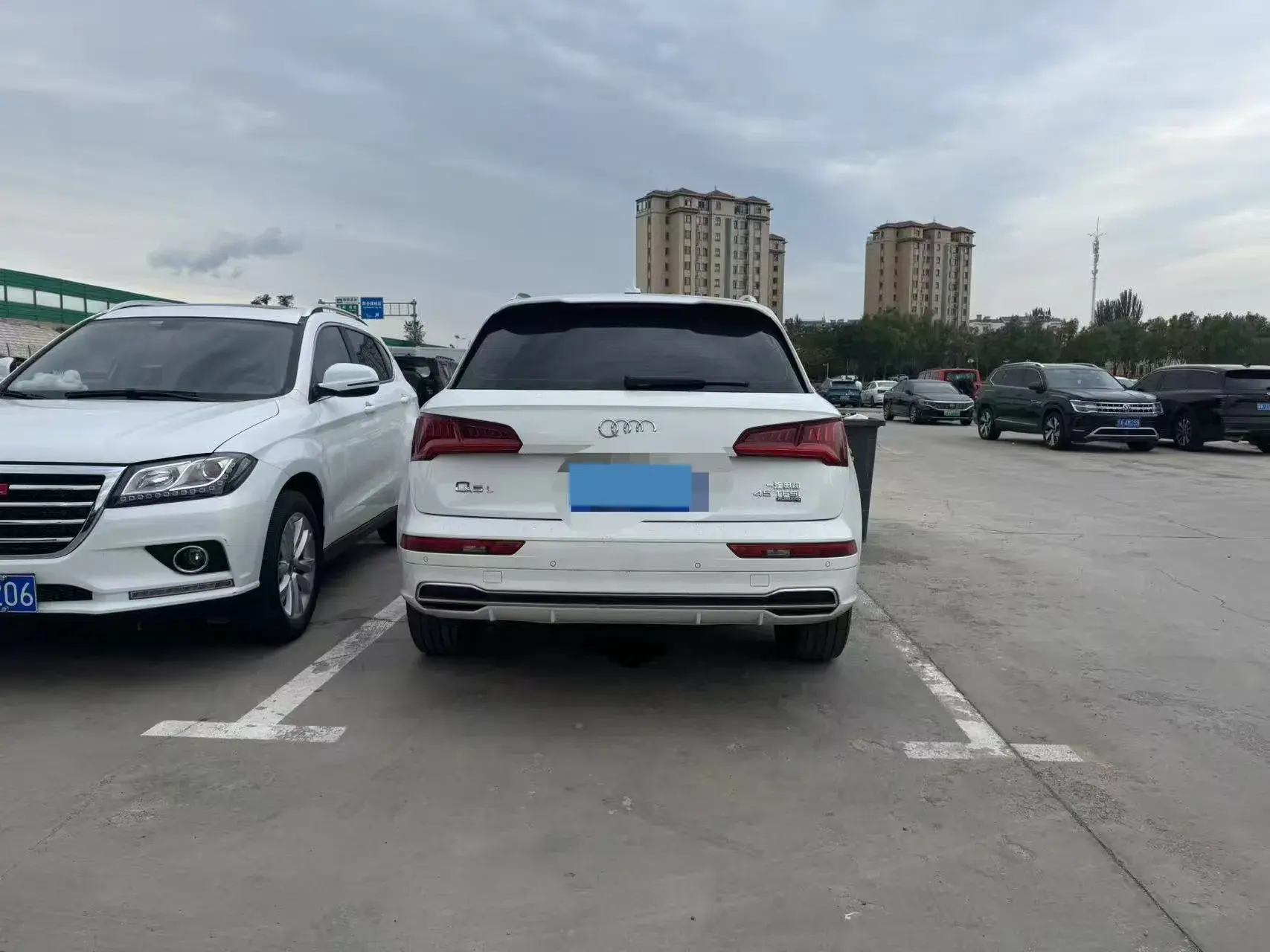 2020 AUDI Q5L thumbnail 3