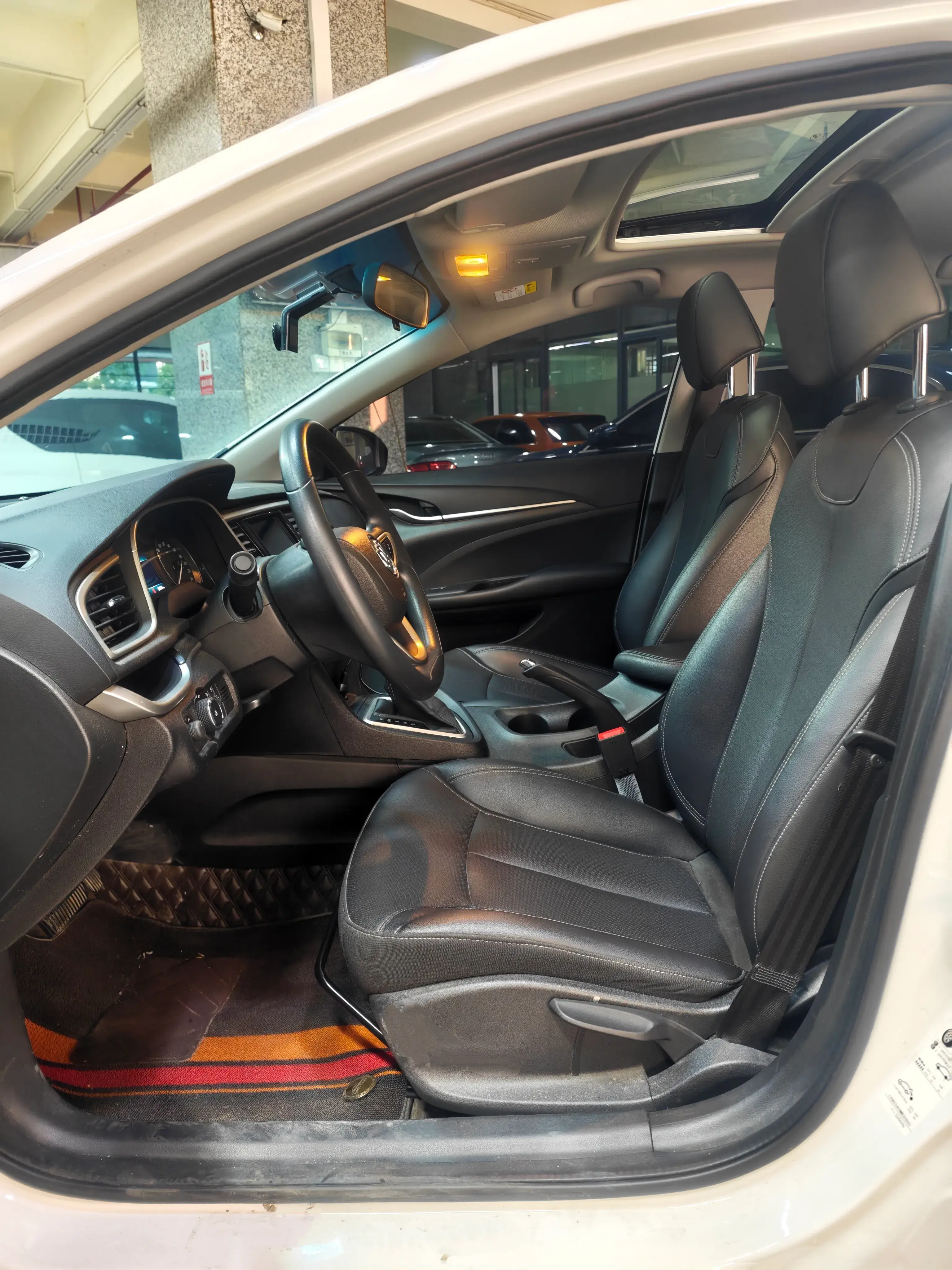 2021 BUICK EXCELLE thumbnail 4