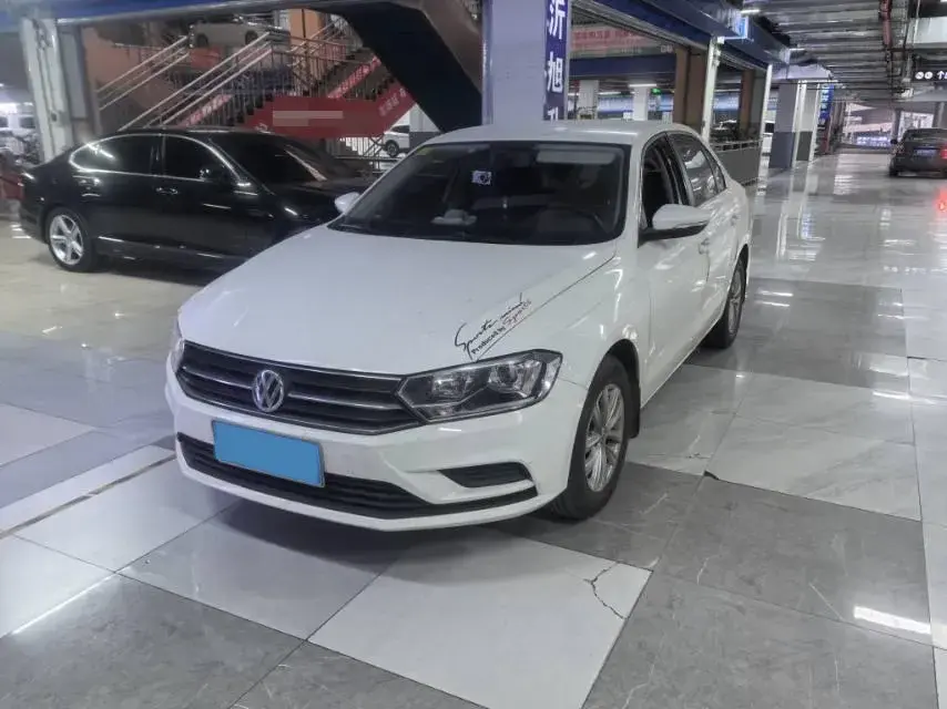 2018 VOLKSWAGEN BORA view 1