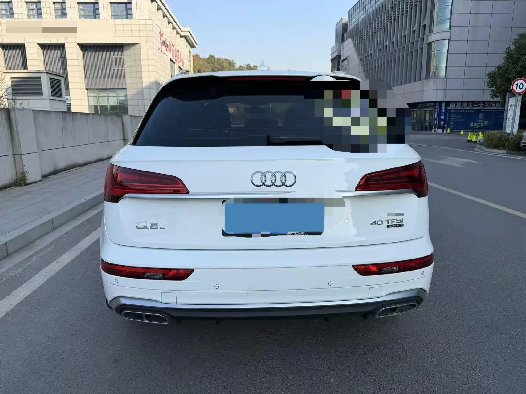 2022 AUDI Q5L thumbnail 4