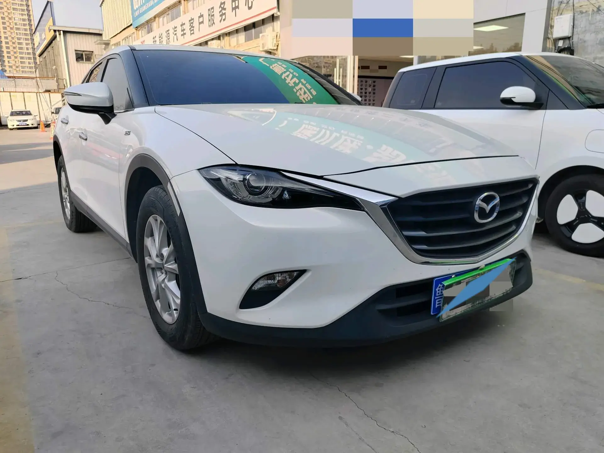 2018 MAZDA CX-4 thumbnail 3