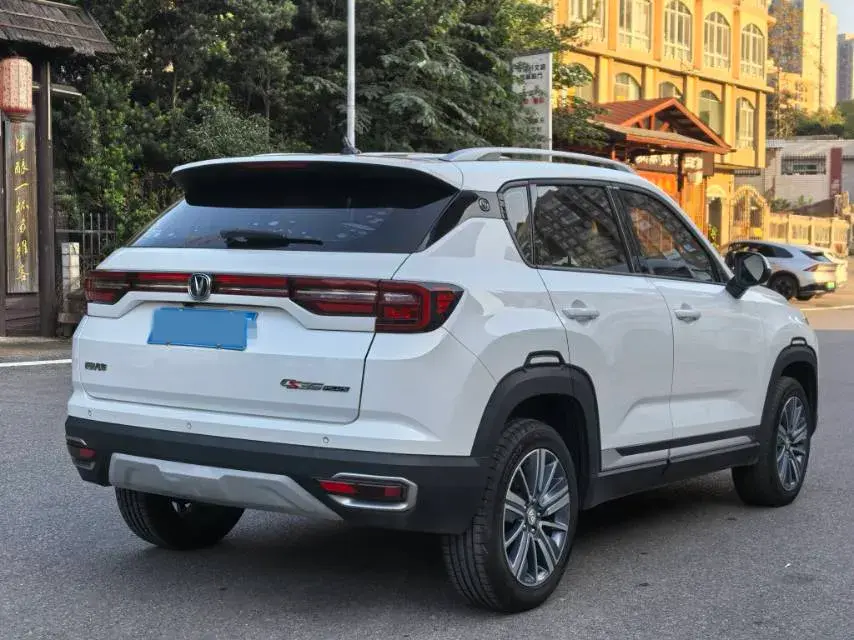 2019 CHANGAN CS35 thumbnail 4