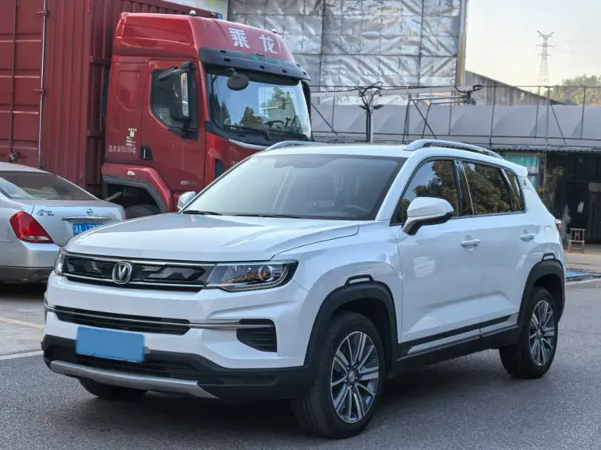 2019 CHANGAN CS35 view 1