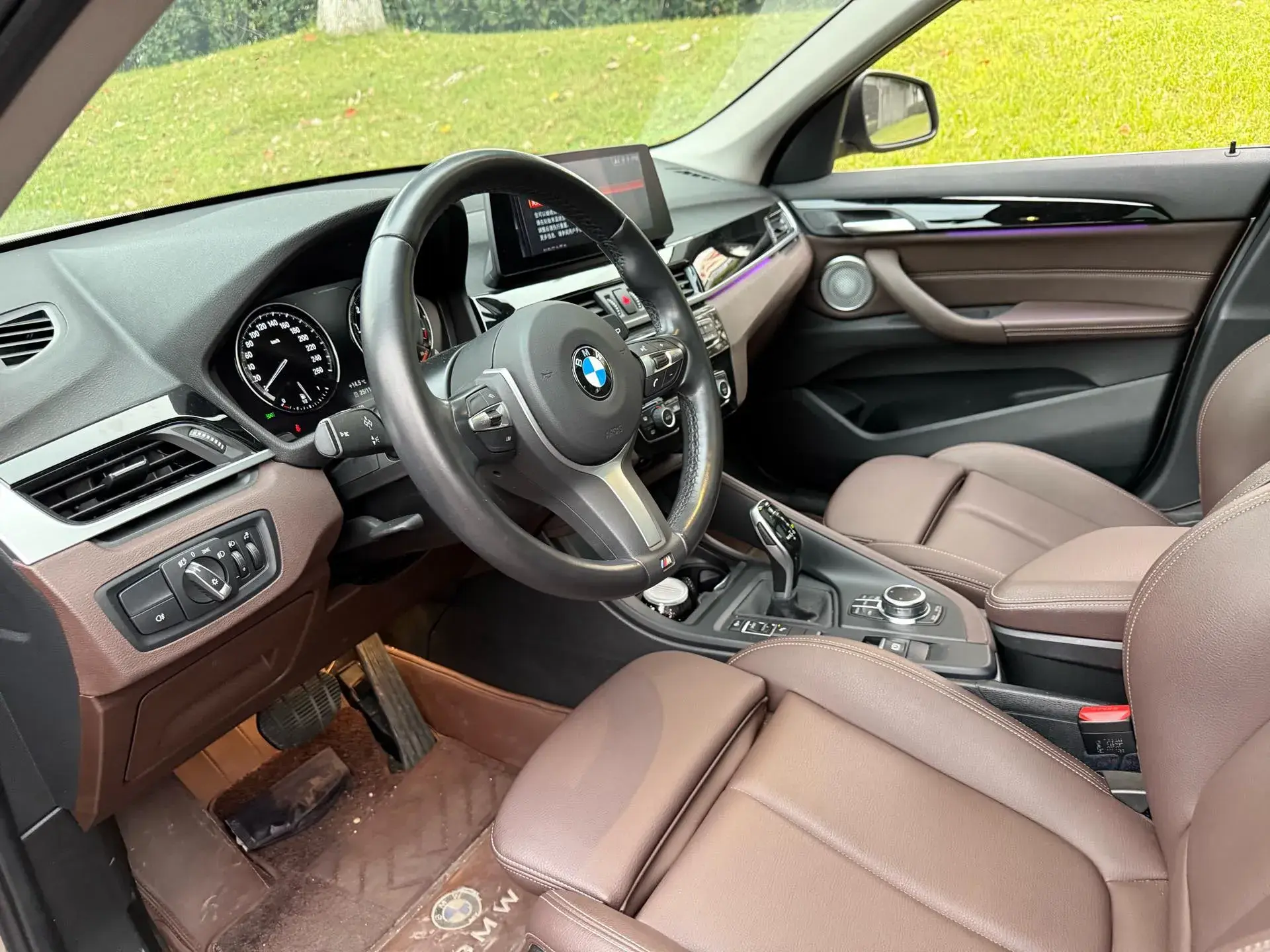 2022 BMW X1 thumbnail 3