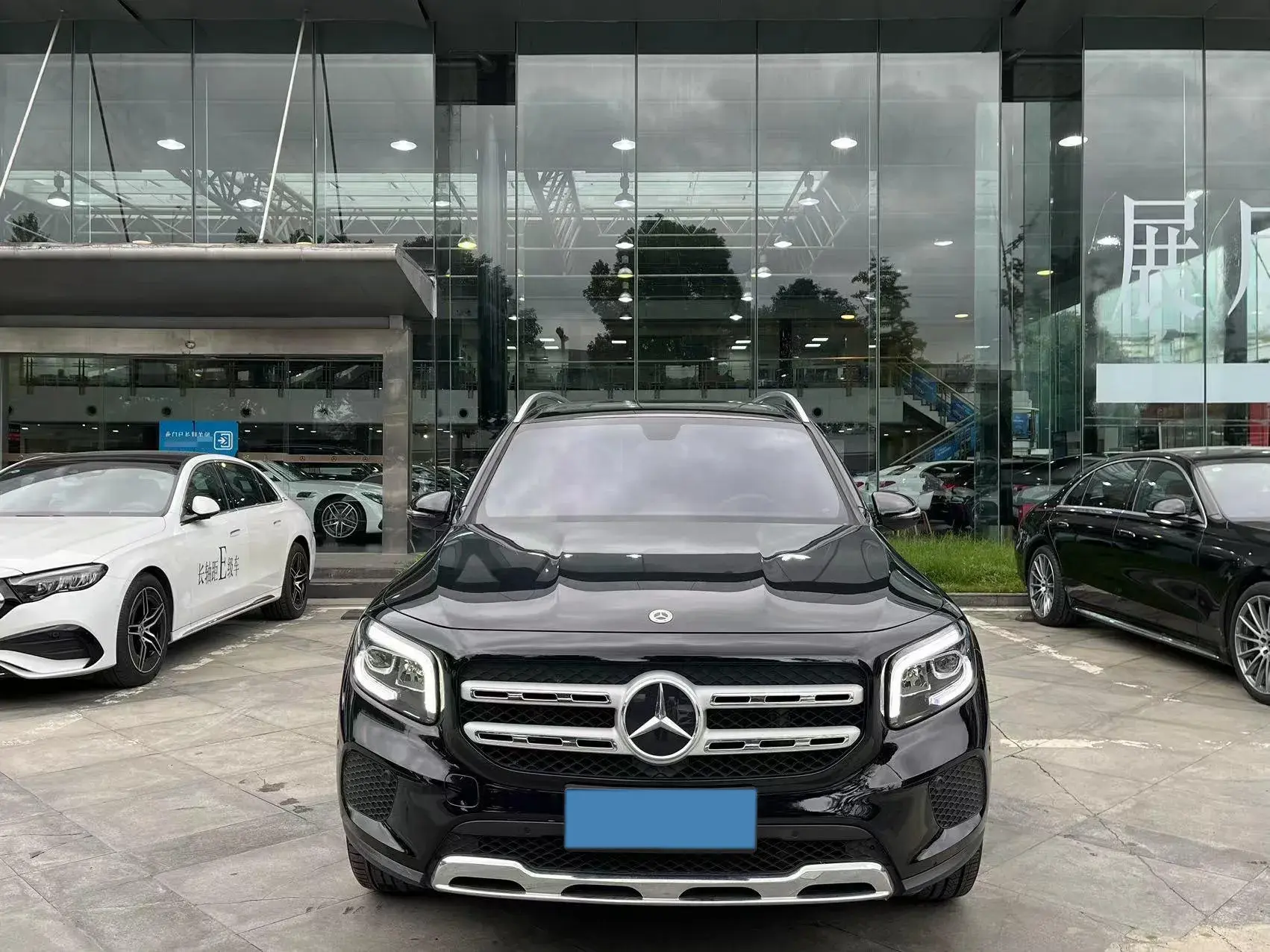 2021 MERCEDES-BENZ GLB thumbnail 3