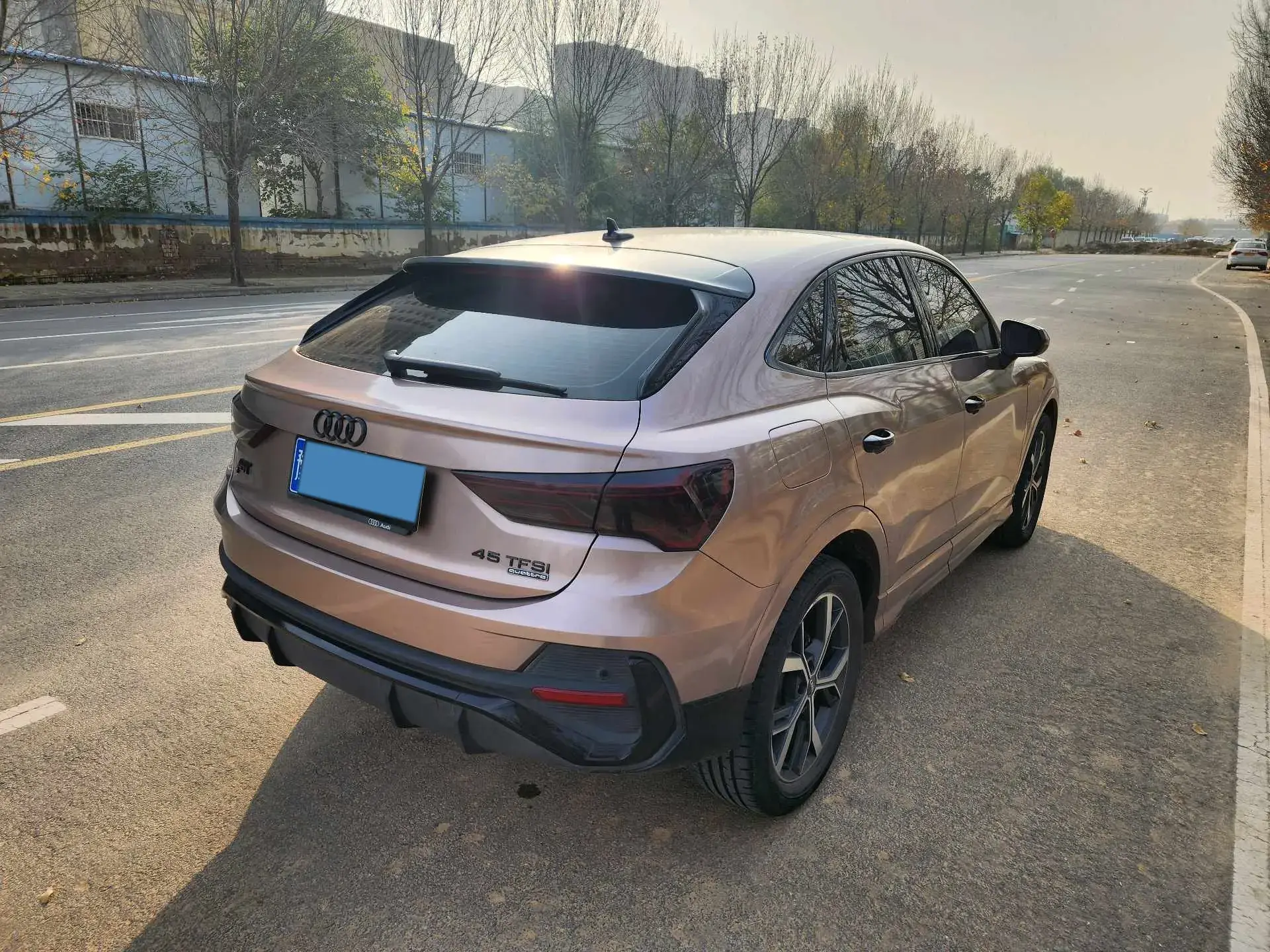 2020 AUDI Q3 thumbnail 4