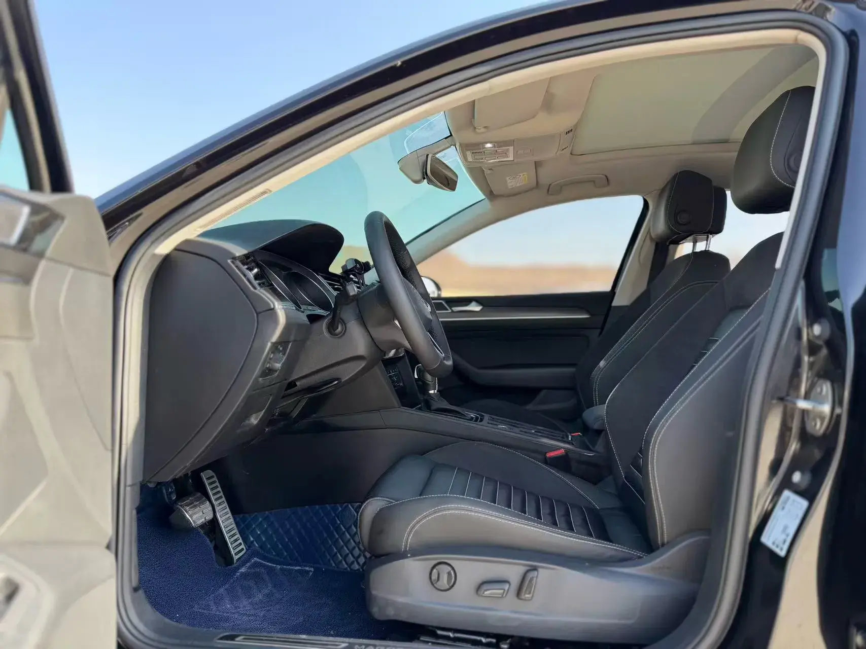 2020 VOLKSWAGEN MAGOTAN thumbnail 4