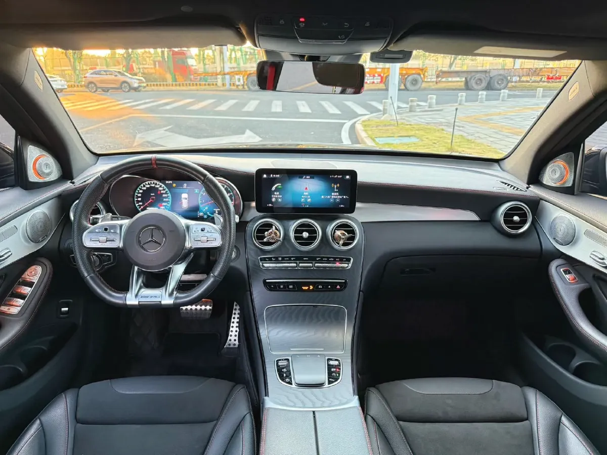 2022 Mercedes-Benz GLC AMG 3.0T 390HP V6 9AT,autocango,china used car exporter,china ev exporter,chinese used car exporter,chinese used ev exporter