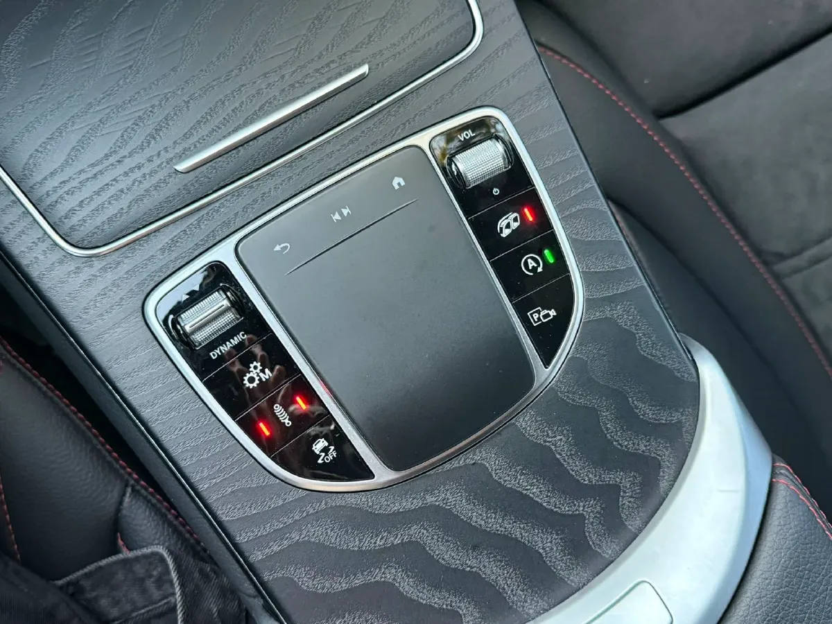 2022 Mercedes-Benz GLC AMG 3.0T 390HP V6 9AT,autocango,china used car exporter,china ev exporter,chinese used car exporter,chinese used ev exporter