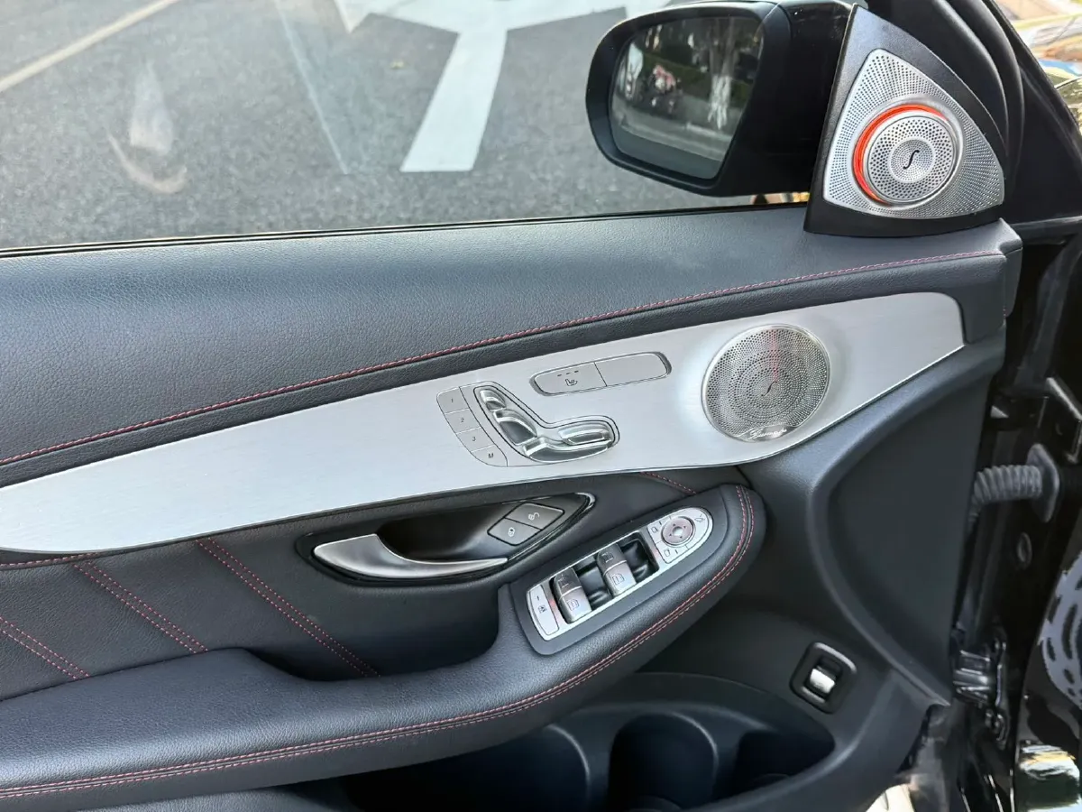 2022 Mercedes-Benz GLC AMG 3.0T 390HP V6 9AT,autocango,china used car exporter,china ev exporter,chinese used car exporter,chinese used ev exporter