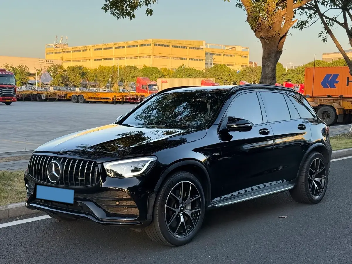 2022 Mercedes-Benz GLC AMG 3.0T 390HP V6 9AT