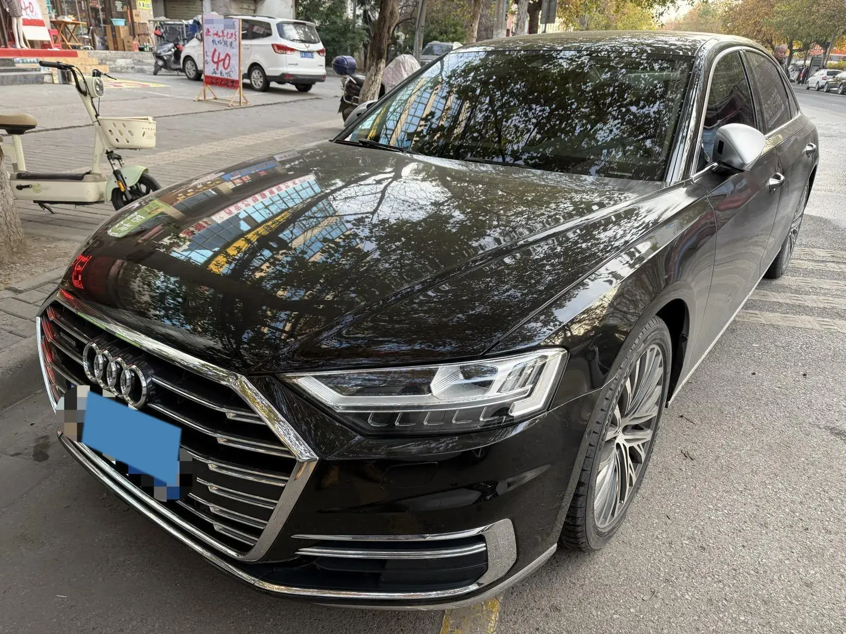 2019 AUDI A8 view 1
