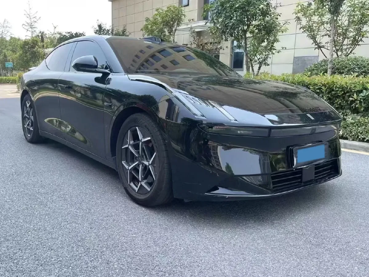 2025 LYNK&CO Z10 BEV 95KWH,autocango,china used car exporter,china ev exporter,chinese used car exporter,chinese used ev exporter