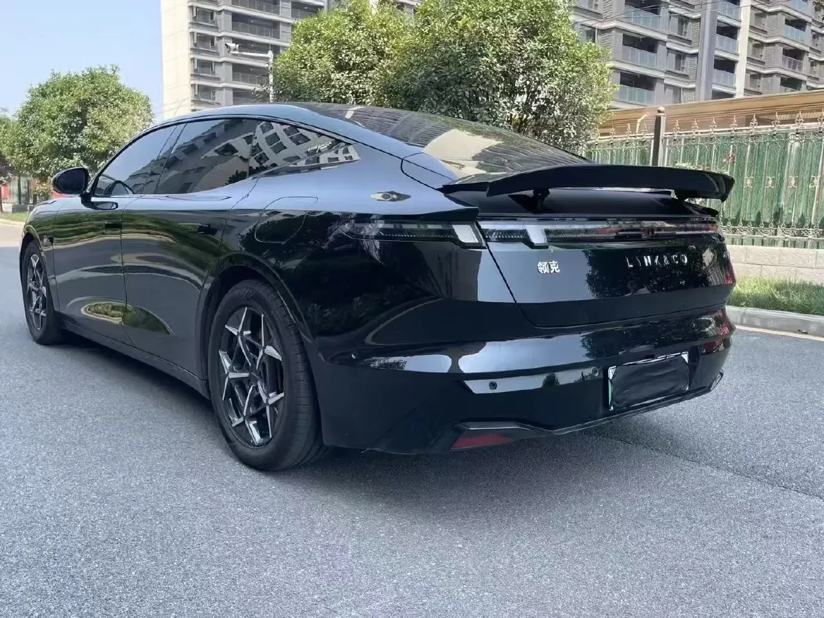 2025 LYNK&CO Z10 BEV 95KWH,autocango,china used car exporter,china ev exporter,chinese used car exporter,chinese used ev exporter