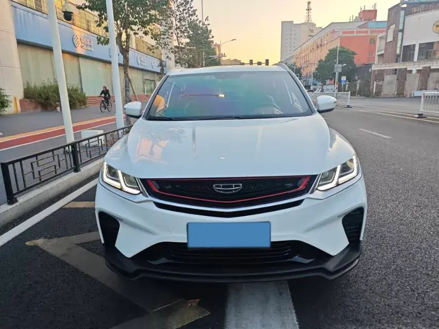 2019 GEELY COOLRAY thumbnail 2