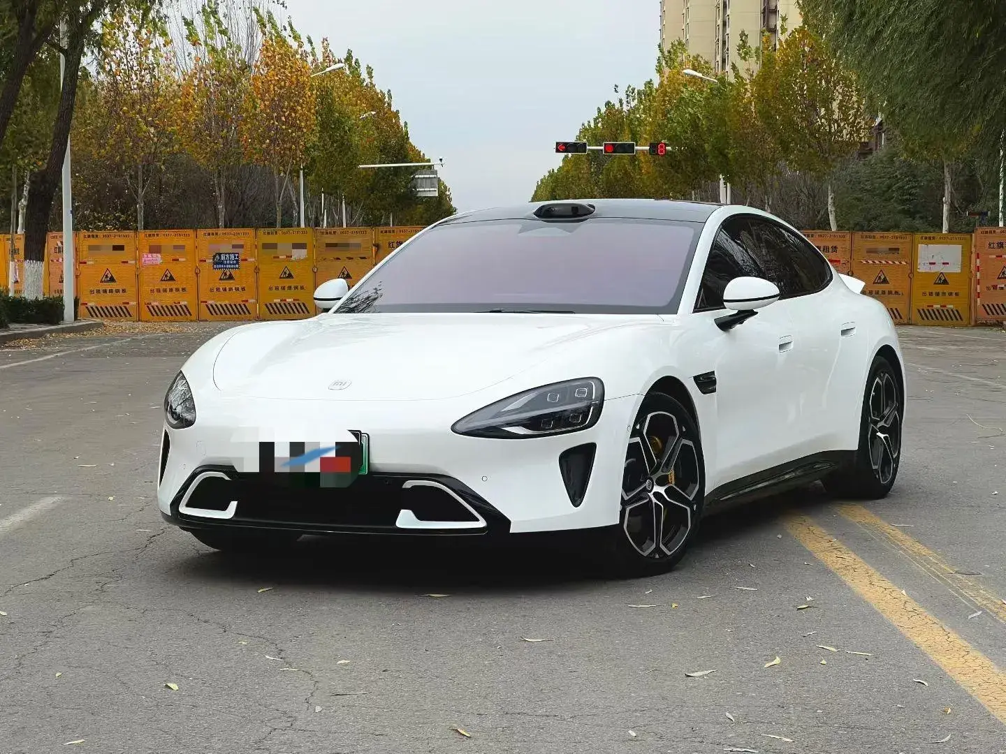 2024 MI SU7 thumbnail 3