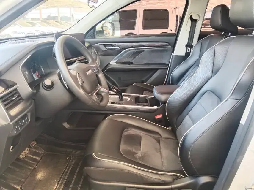 2023 HAVAL H6 thumbnail 3