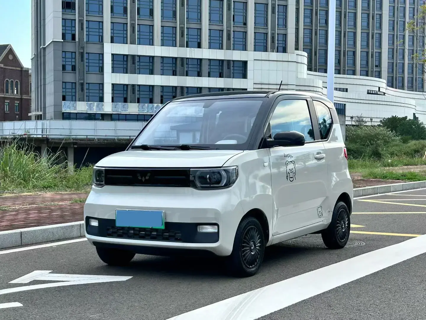 2021 WULING HONGGUANG view 1