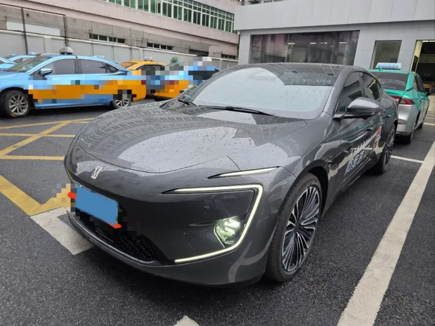 2025 Avatr 12 1.5T 156HP L4 REEV 39.05KWH,autocango,china used car exporter,china ev exporter,chinese used car exporter,chinese used ev exporter