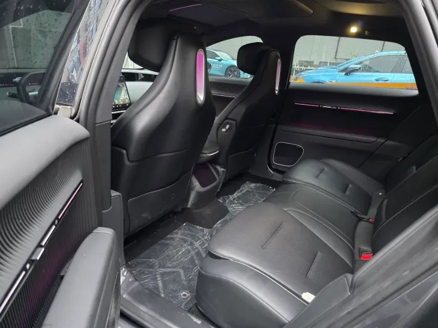 2025 Avatr 12 1.5T 156HP L4 REEV 39.05KWH,autocango,china used car exporter,china ev exporter,chinese used car exporter,chinese used ev exporter