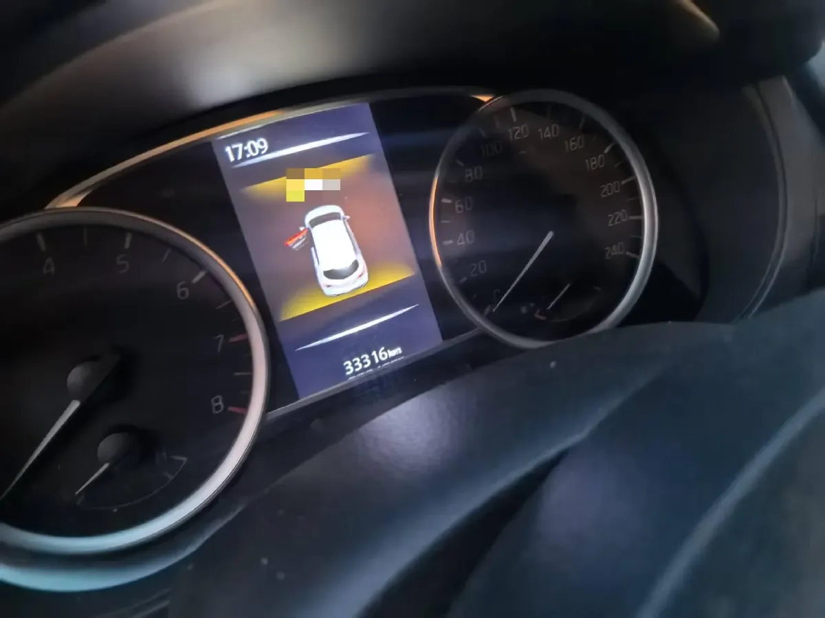 2021 Nissan Tiida 1.6L 122HP L4 CVT,autocango,china used car exporter,china ev exporter,chinese used car exporter,chinese used ev exporter