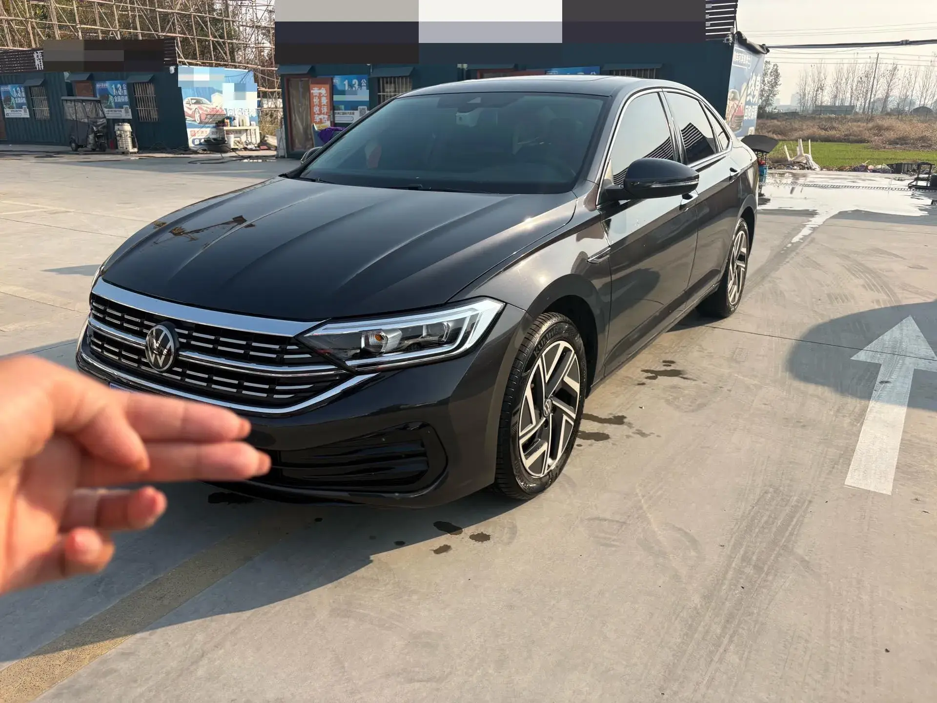 2023 VOLKSWAGEN SAGITAR view 1