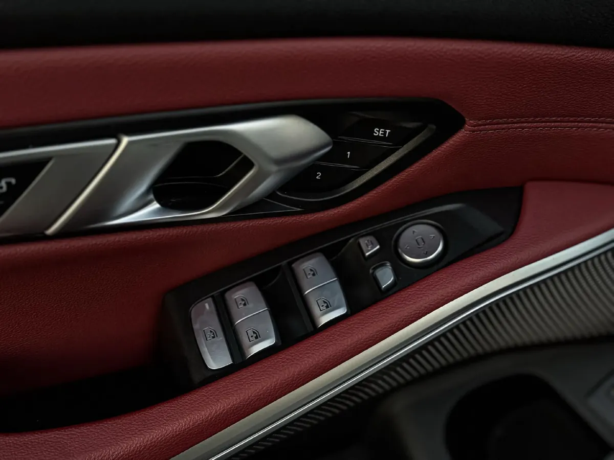 2023 BMW 3 Series 2.0T 184HP L4 8AT,autocango,china used car exporter,china ev exporter,chinese used car exporter,chinese used ev exporter