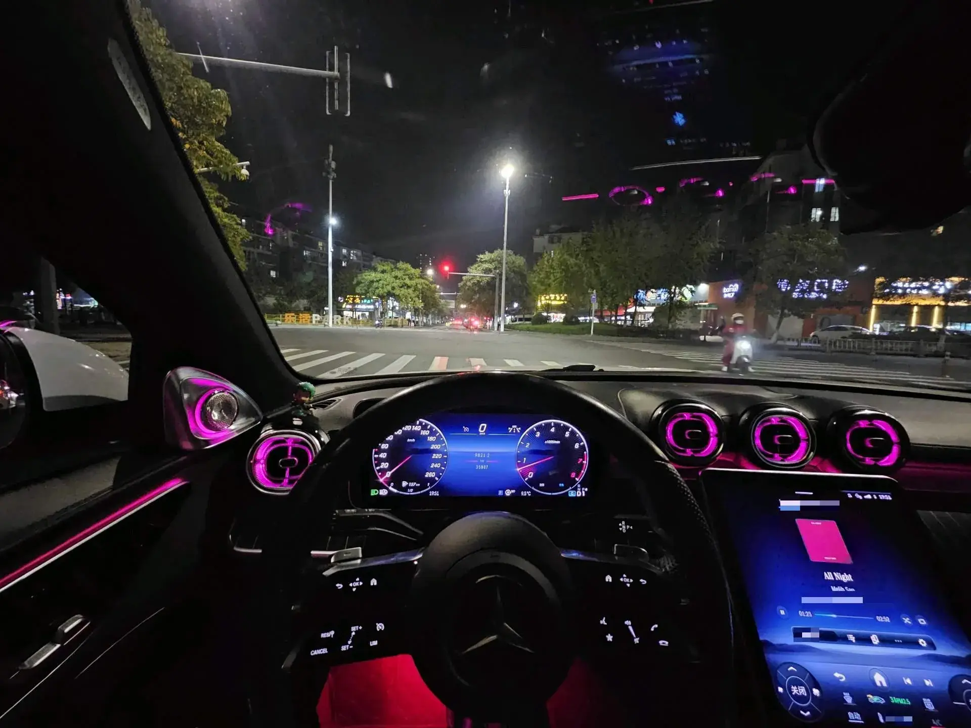 2022 MERCEDES-BENZ C thumbnail 3