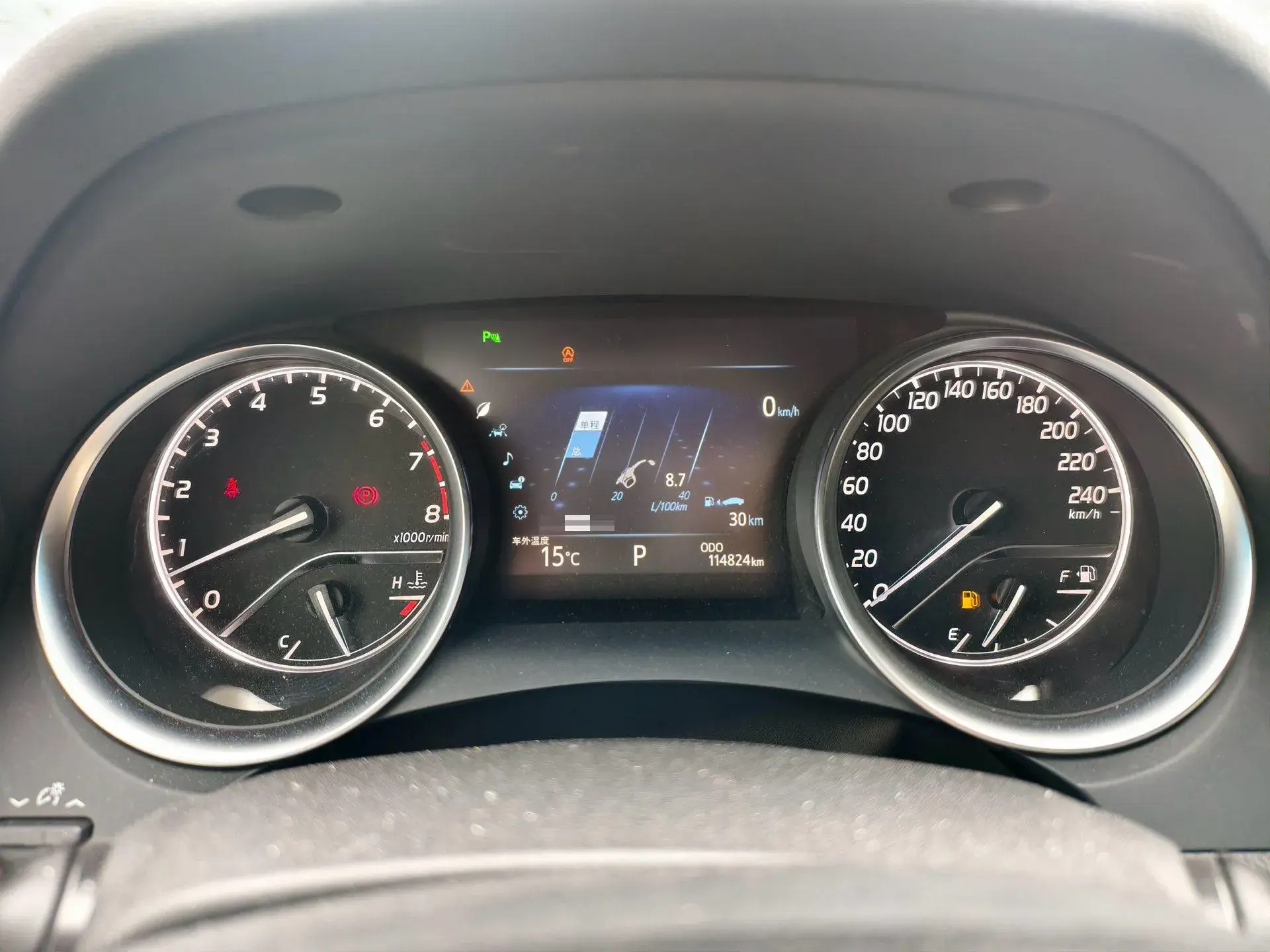 2018 TOYOTA CAMRY thumbnail 3