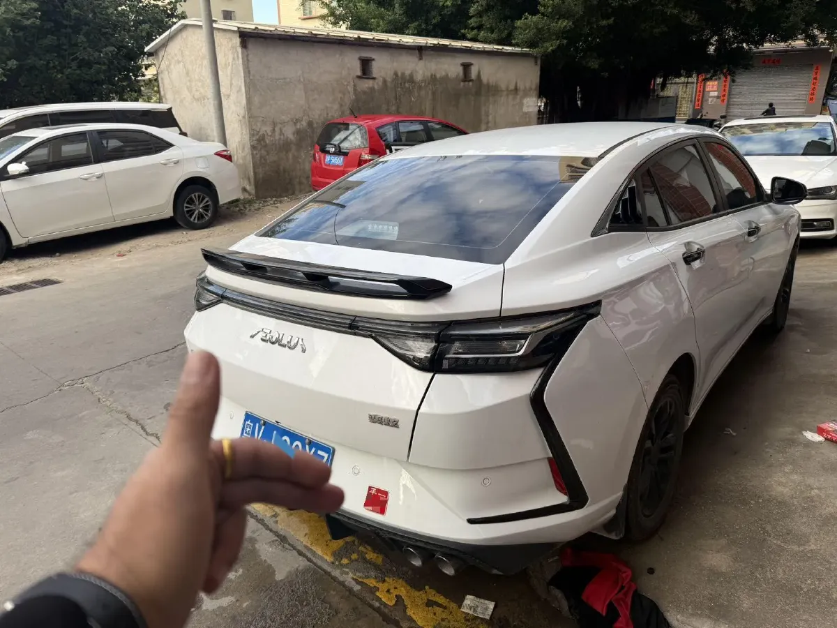 2023 DongFeng Aeolus YiXuan 1.5L 125HP L4 6DCT,autocango,china used car exporter,china ev exporter,chinese used car exporter,chinese used ev exporter