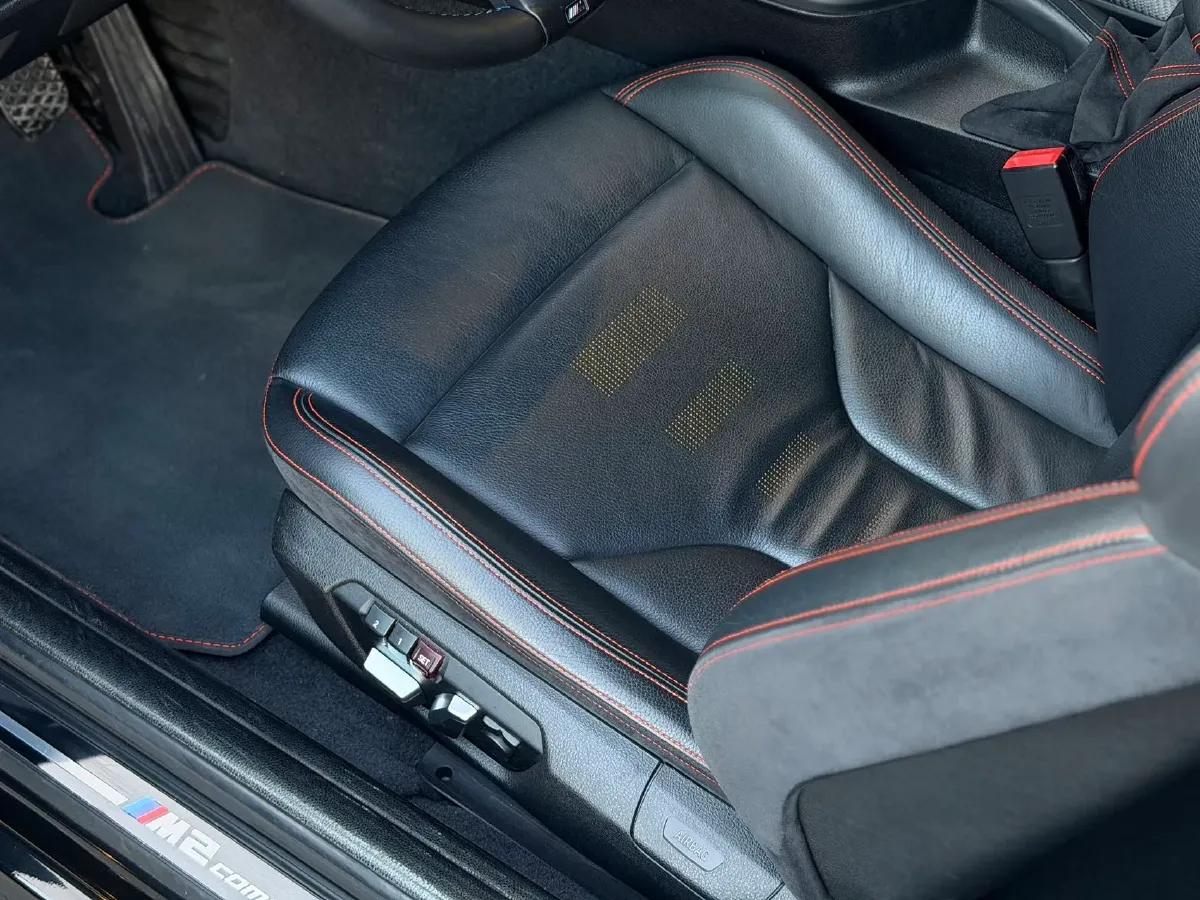 2018 BMW M2 3.0T 410HP L6 7DCT,autocango,china used car exporter,china ev exporter,chinese used car exporter,chinese used ev exporter