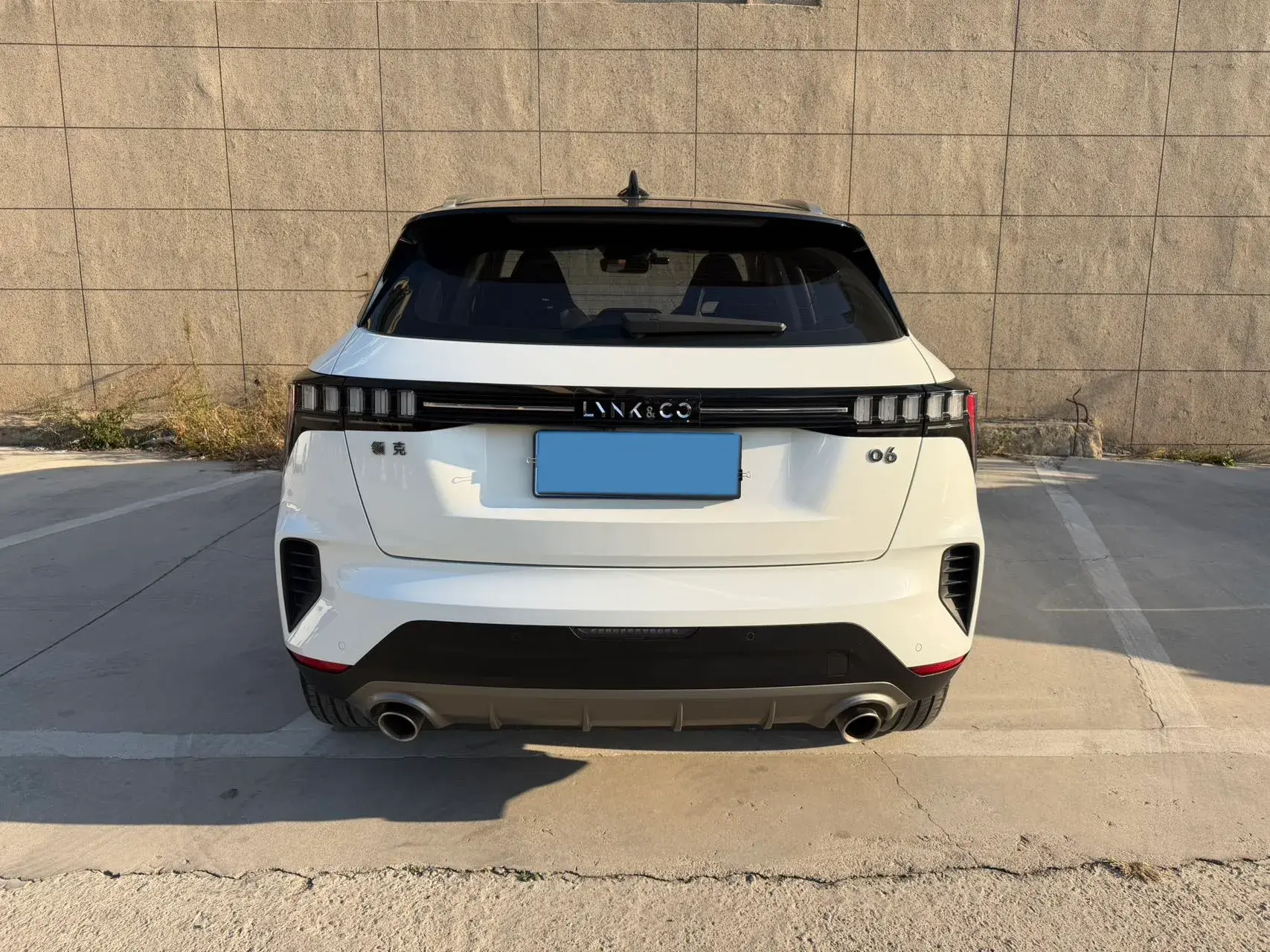 2020 LYNK&CO 06 thumbnail 4