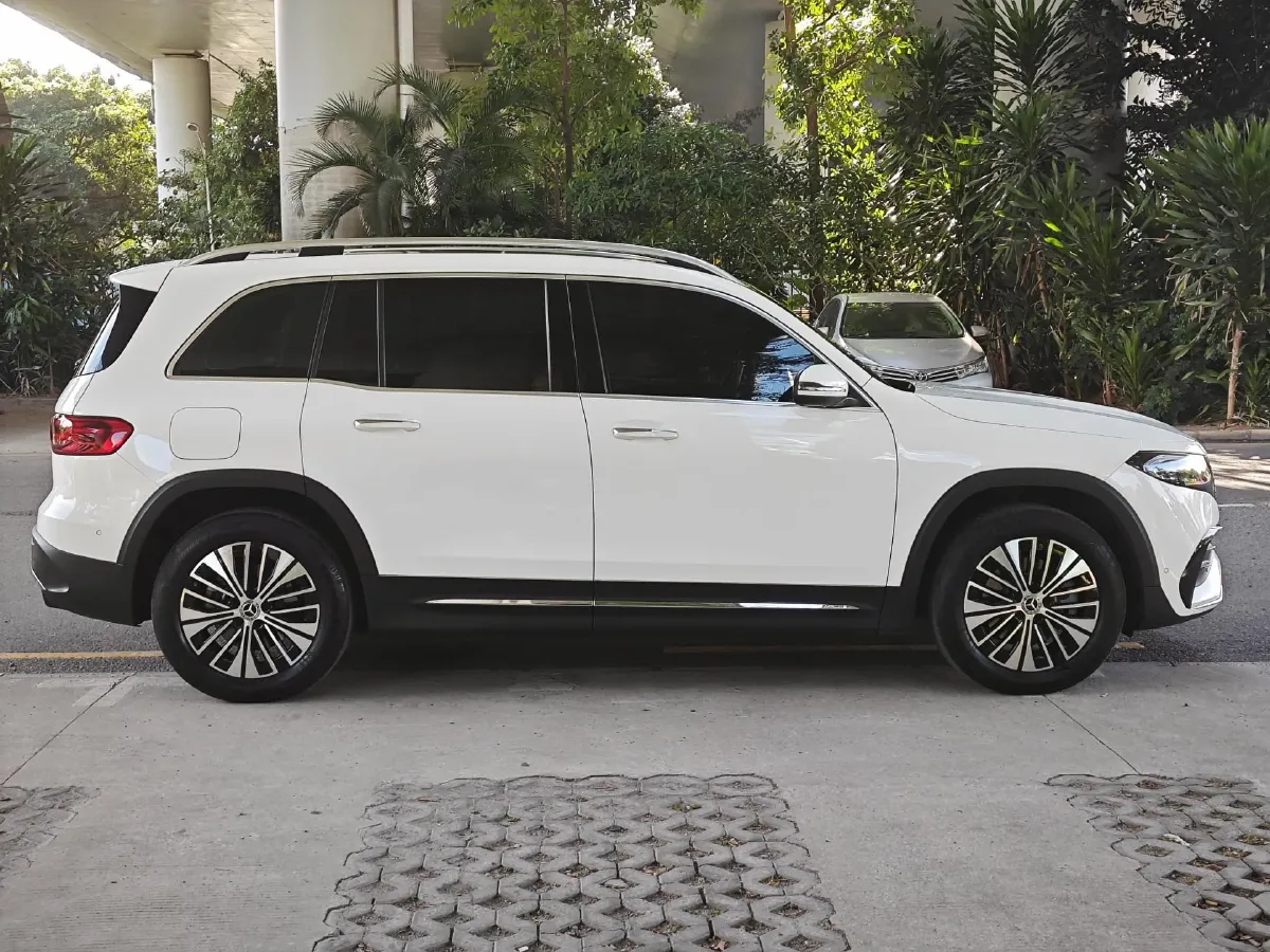 2025 Mercedes-Benz EQB Class BEV 73.5KWH,autocango,china used car exporter,china ev exporter,chinese used car exporter,chinese used ev exporter