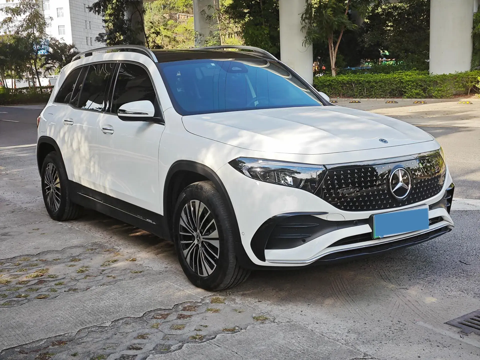 2025 MERCEDES-BENZ EQB thumbnail 3