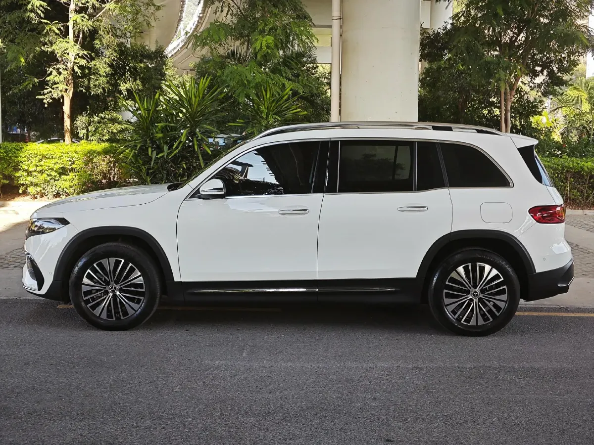 2025 Mercedes-Benz EQB Class BEV 73.5KWH,autocango,china used car exporter,china ev exporter,chinese used car exporter,chinese used ev exporter