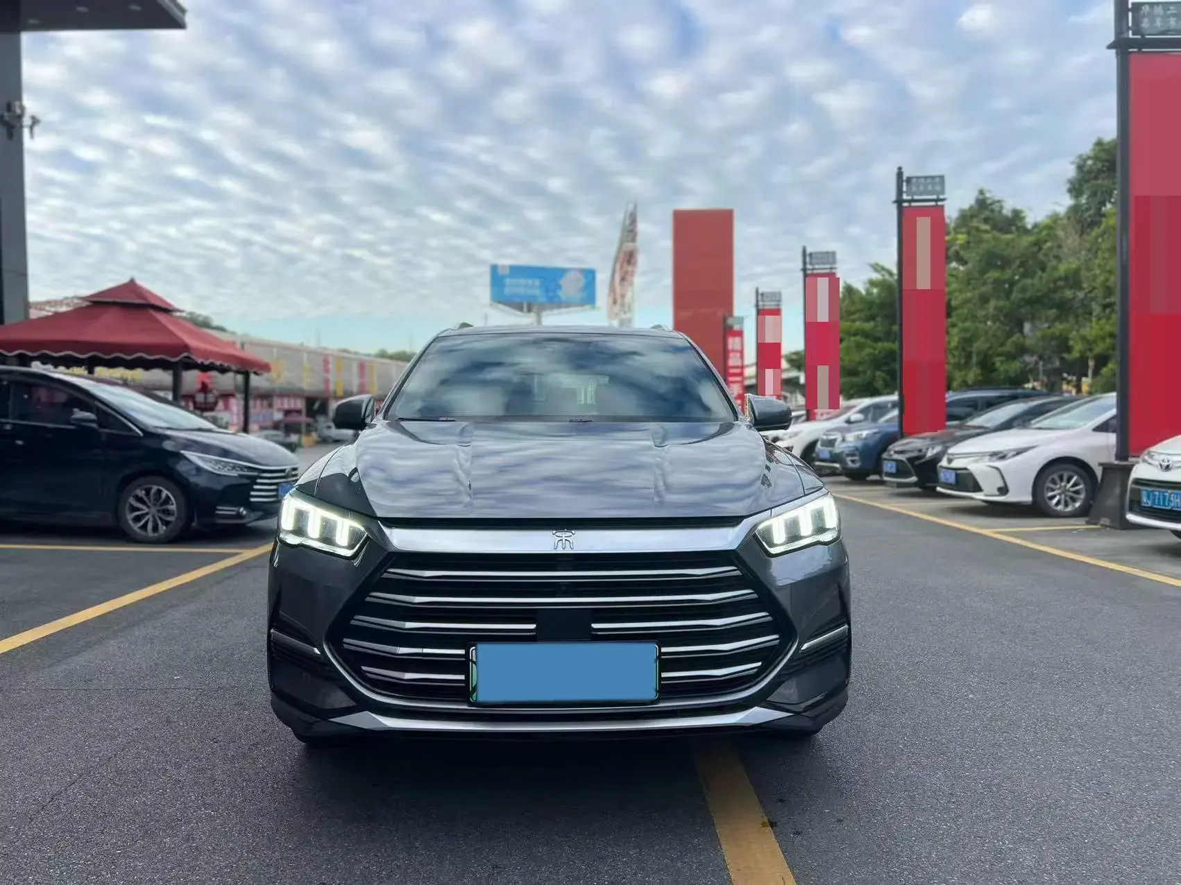 2022 BYD SONG thumbnail 3