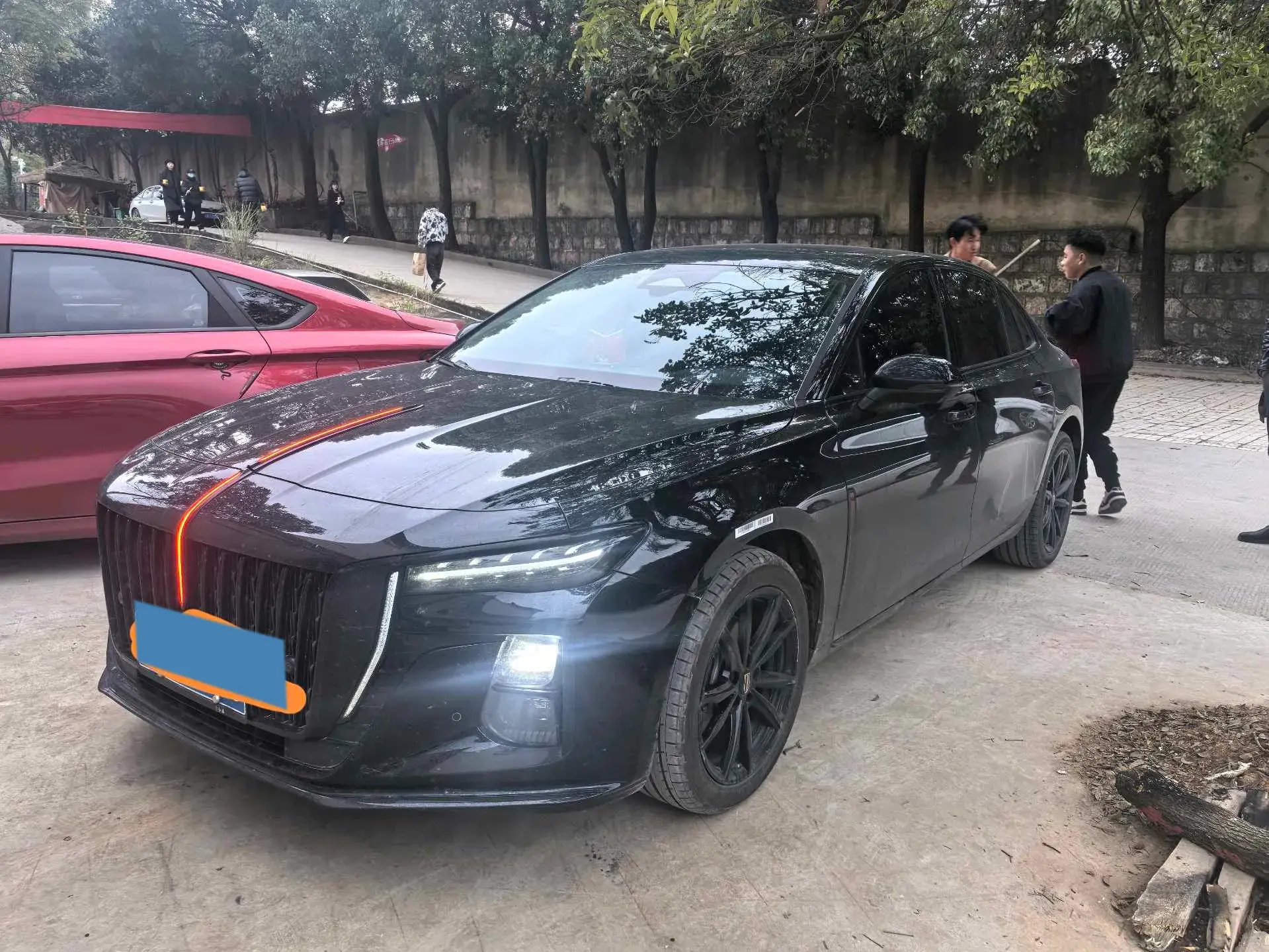 2025 HONGQI H5 view 1