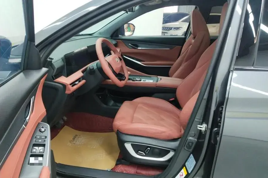 2023 CHANGAN CS75 thumbnail 4