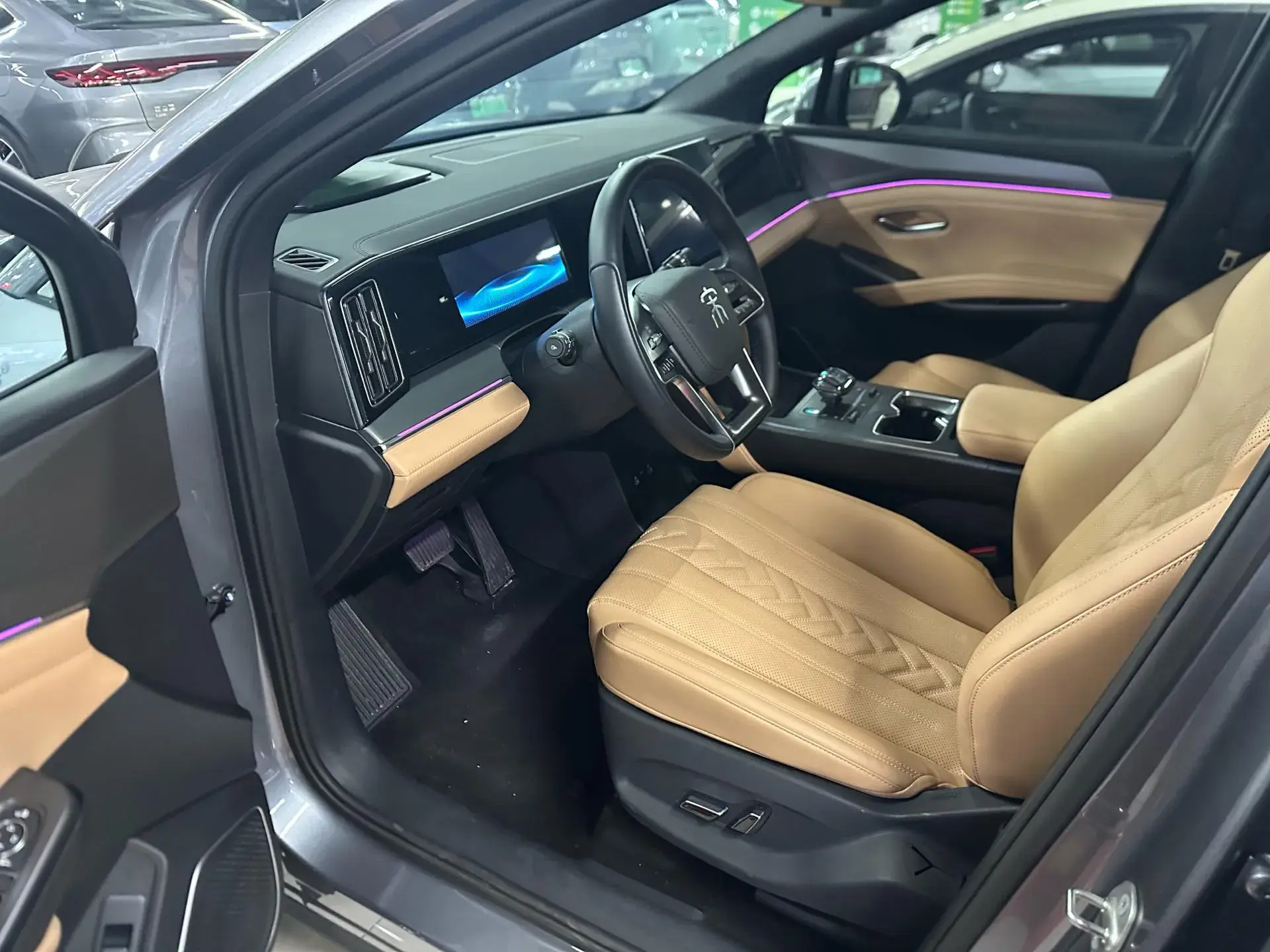 2024 BYD SONGL thumbnail 3