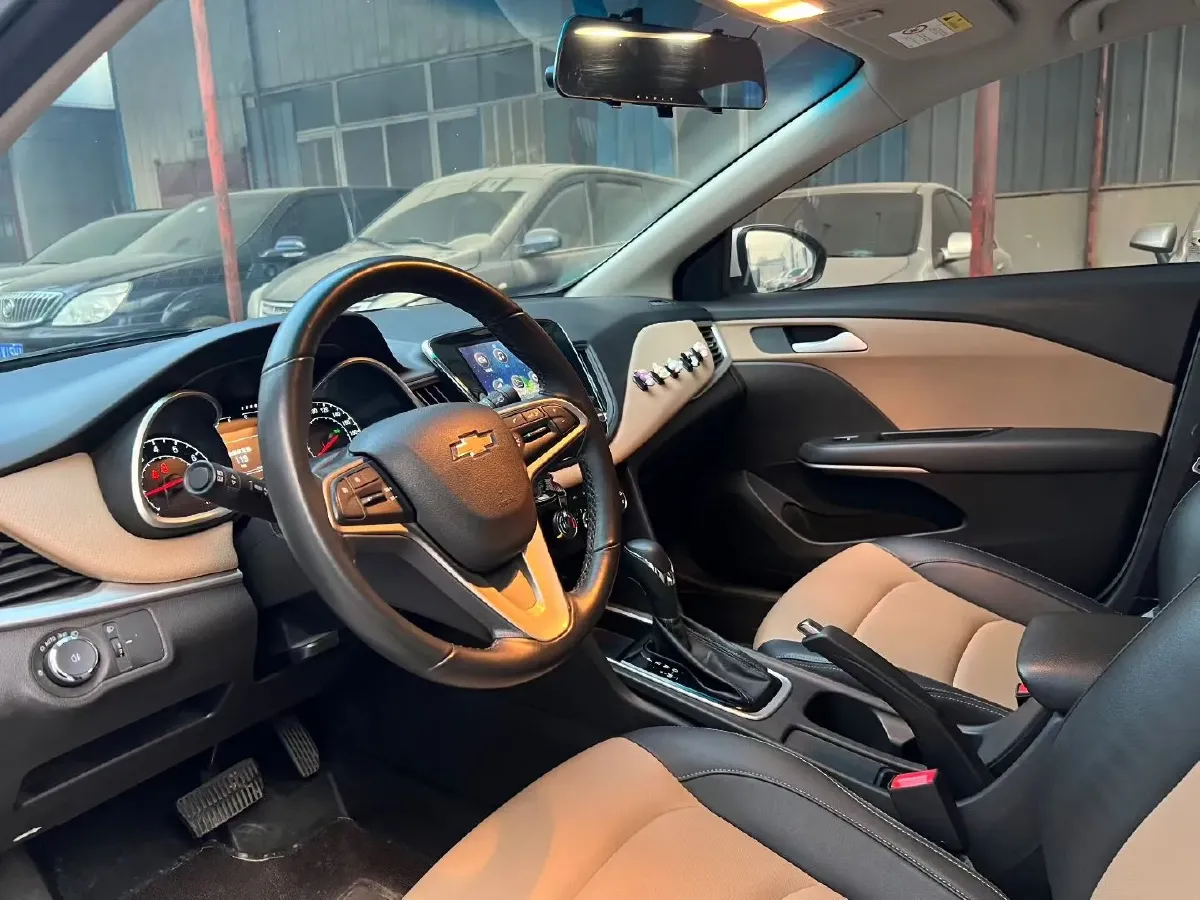 2020 Chevrolet Monza 1.5L 113HP L4 6AT,autocango,china used car exporter,china ev exporter,chinese used car exporter,chinese used ev exporter