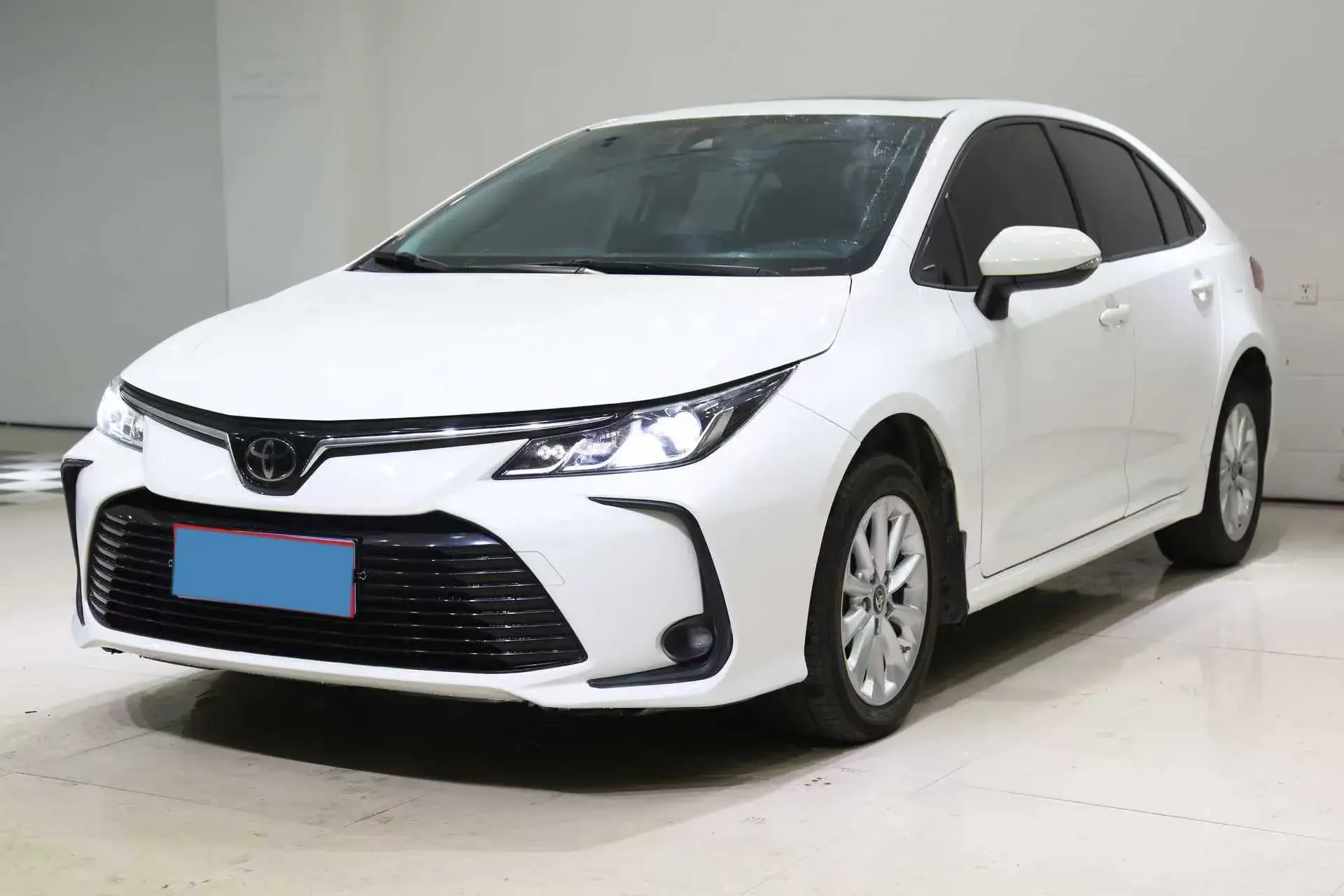 2021 TOYOTA COROLLA view 1